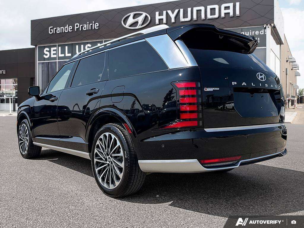 2026 Hyundai Palisade Ultimate Calligraphy | AWD | Low Kilometres — снимка 1