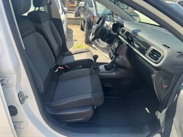 Citroen C3 view 12