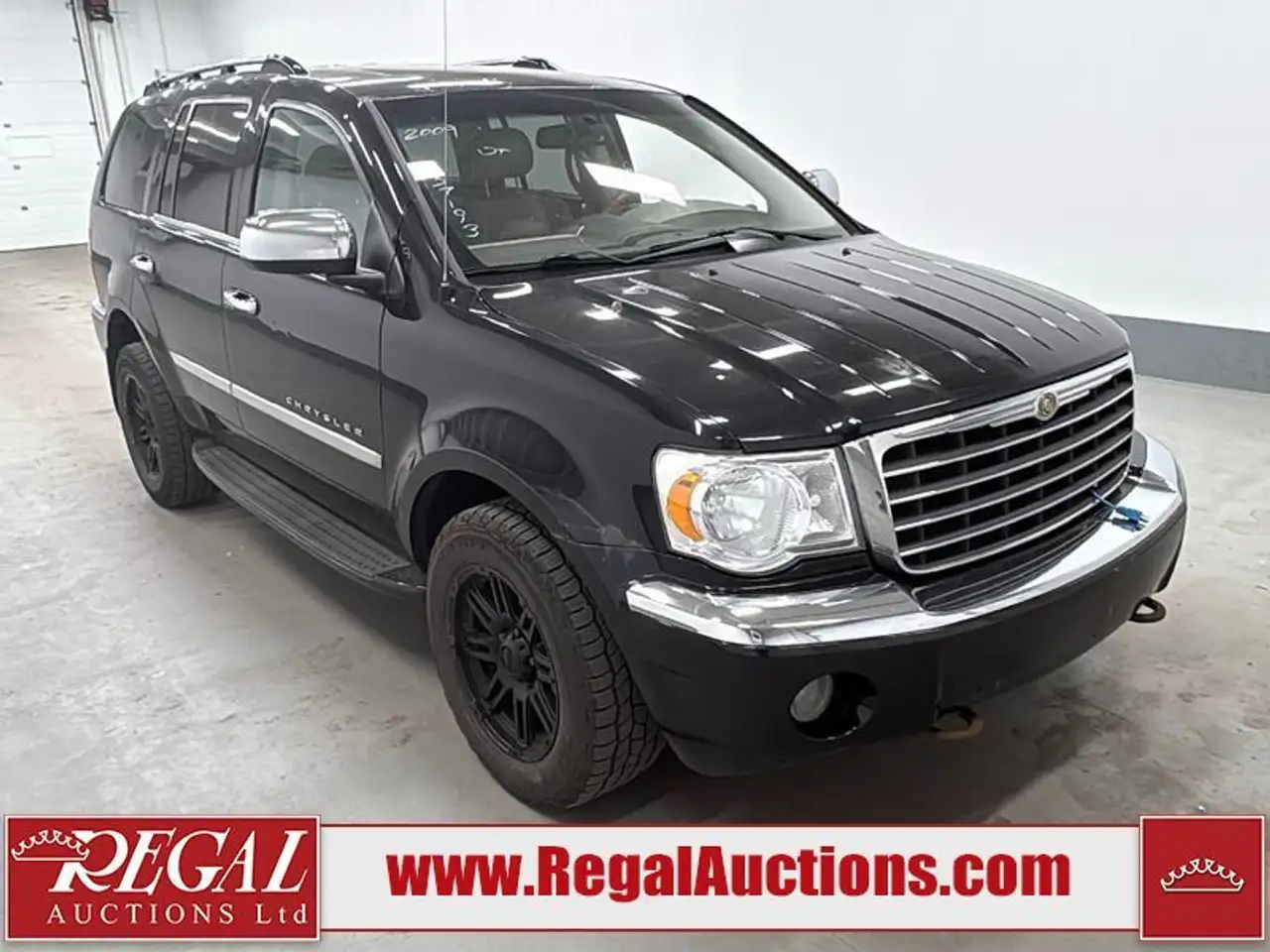 Chrysler Aspen снимка Chrysler Aspen