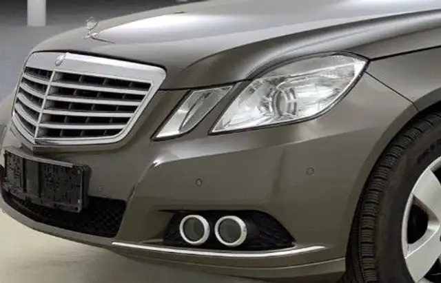 Mercedes-Benz E 350 CGI BlueEFFICIENCY Elegance Aut. NAVI/TEMP