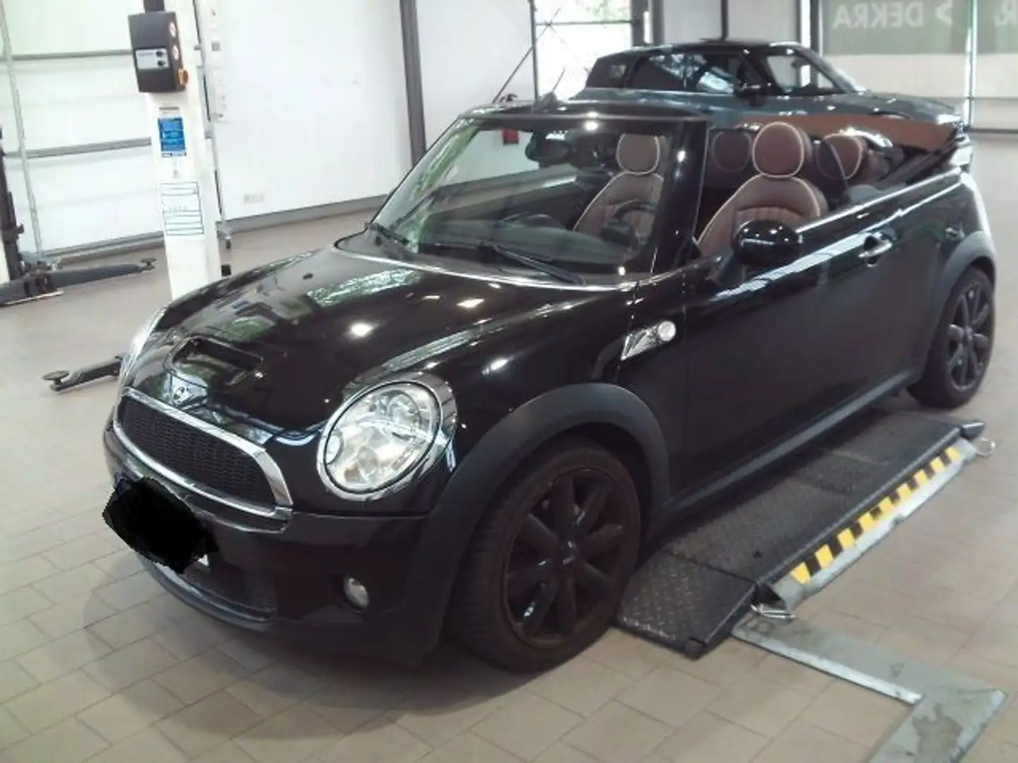 MINI Cooper S Cabrio Cooper S aut. ~ XENON ~ LEDER ~ Klima ~ PDC Schwarz - 1