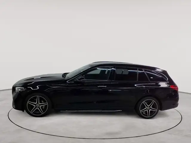 Mercedes-Benz C-Class view 6
