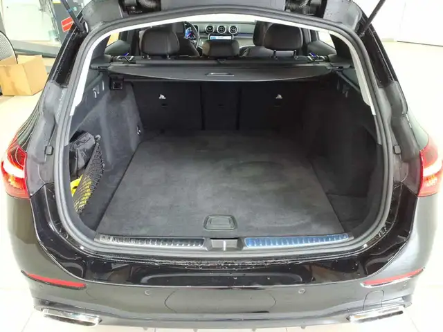 Mercedes-Benz C-Class view 15