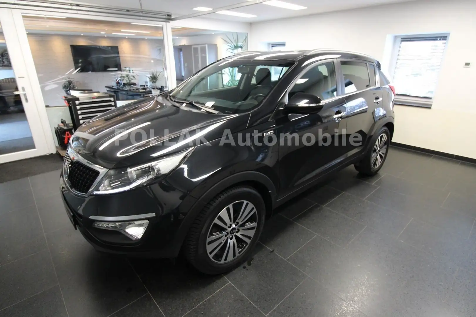 Kia Sportage Vision 4WD*NAVI*LEDER*CAM*MFL*SHZ*PDC* Noir - 2