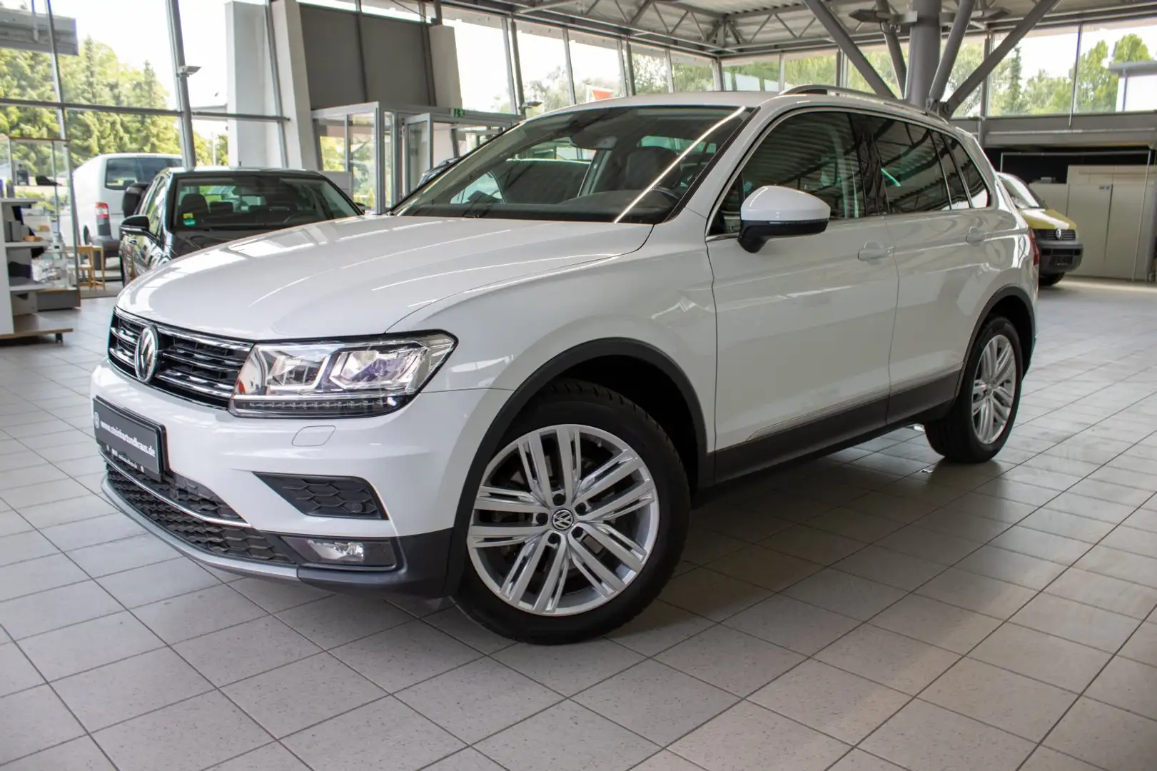 Volkswagen Tiguan 2.0 TSI BMT Highline 4Motion #Toppaket, #Leder Wit - 1