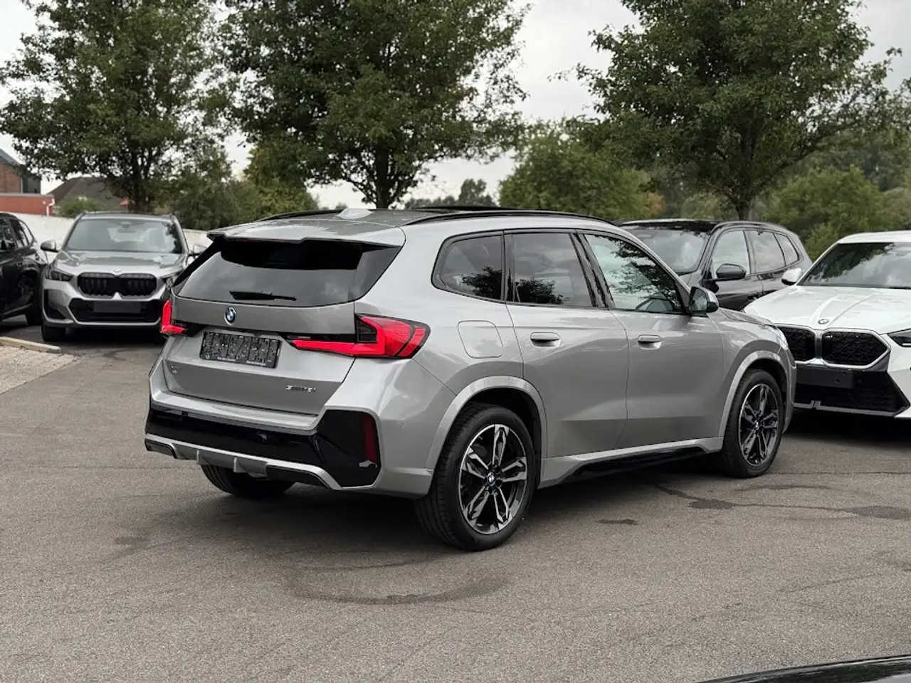 BMW X1 sDrive18i M Sport / KEYLESS / LEDER / PANO / ADPT LED / CAM, миниатюра 15
