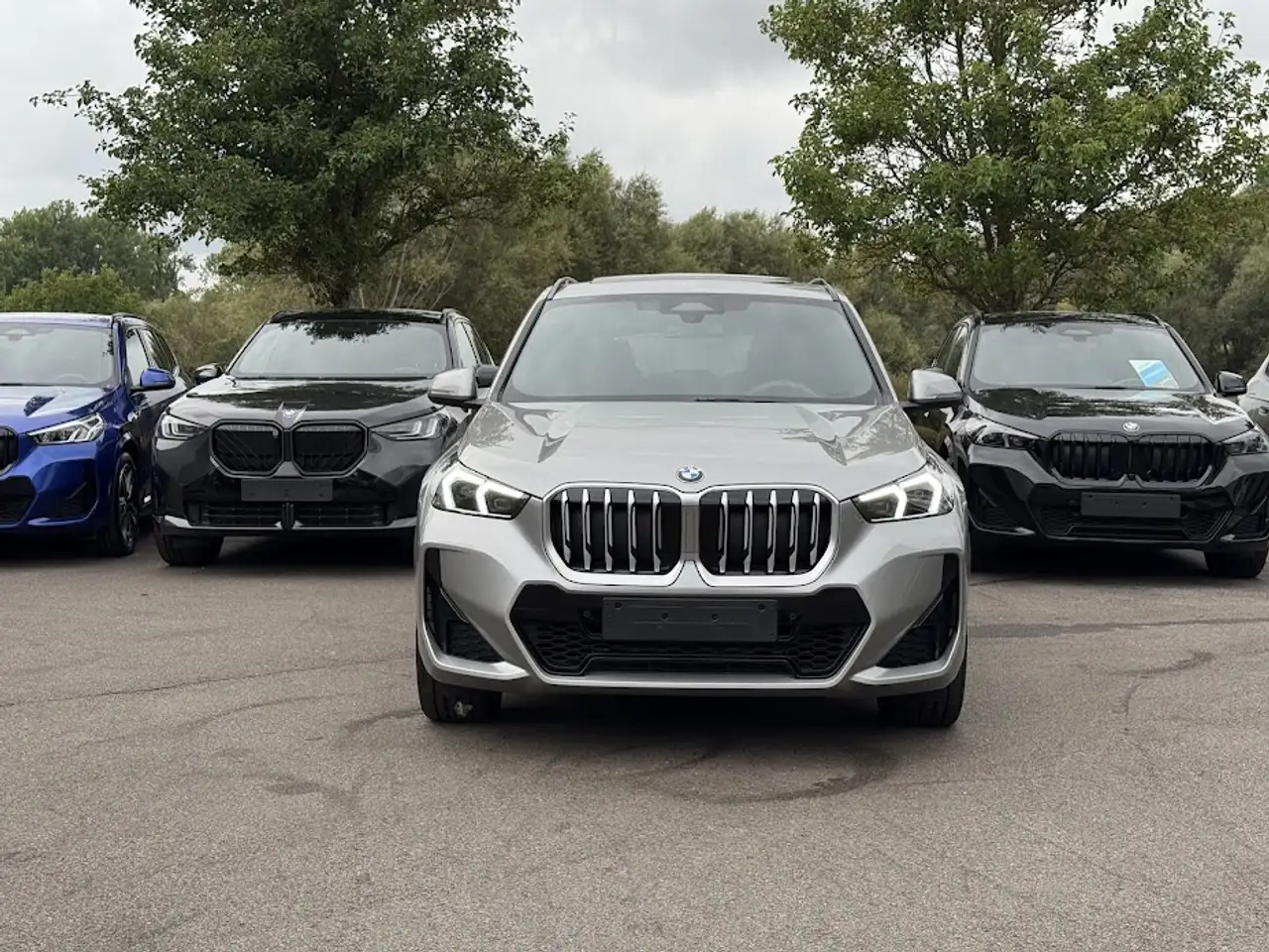 BMW X1 sDrive18i M Sport / KEYLESS / LEDER / PANO / ADPT LED / CAM, миниатюра 6