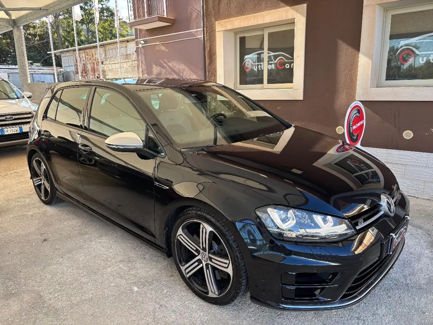 Volkswagen Golf R 2.0 5p. DSG Nero - 1