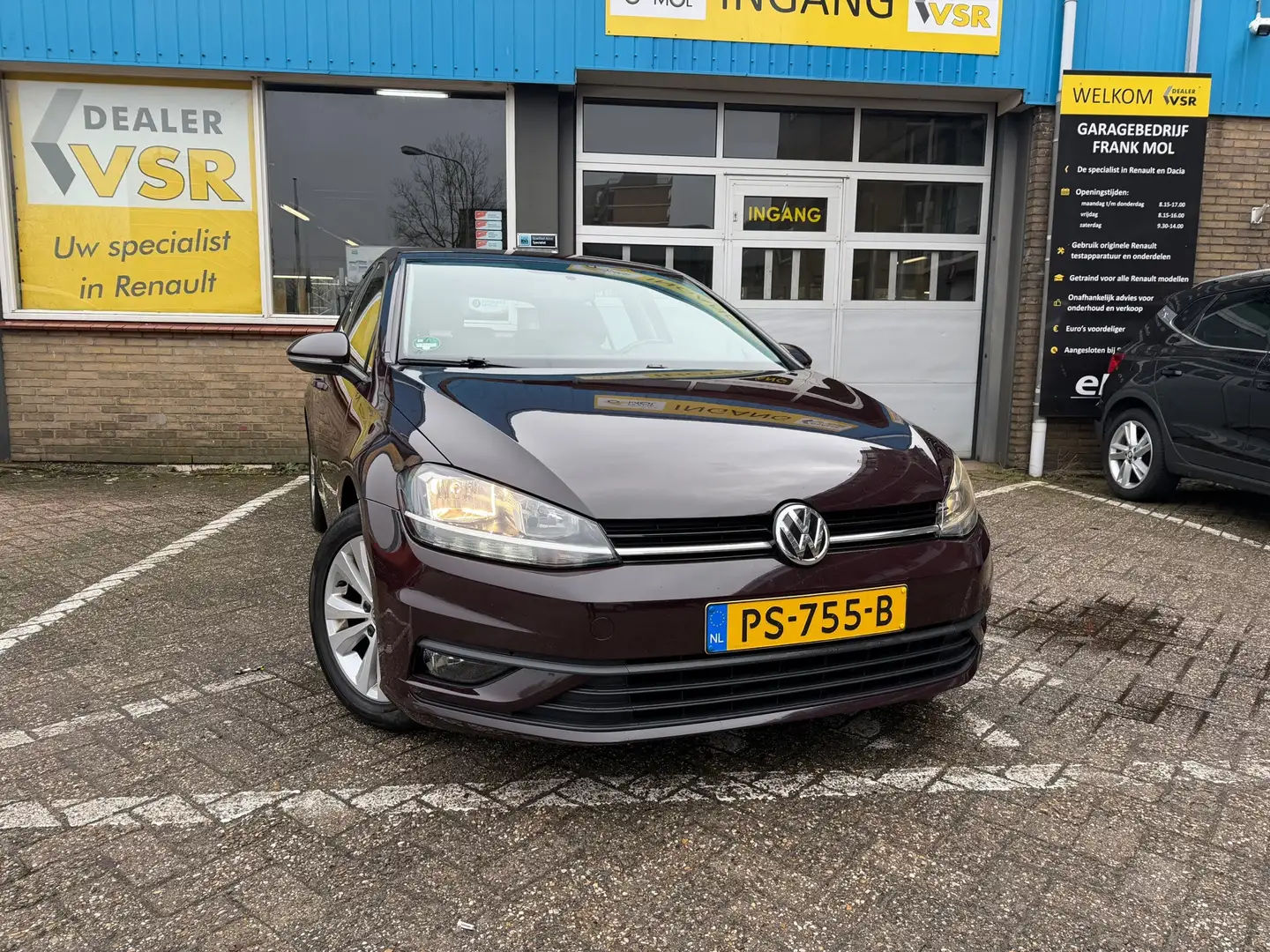 Volkswagen Golf 1.0 TSI Trendline|Trekhaak|Led|Airco Rot - 2