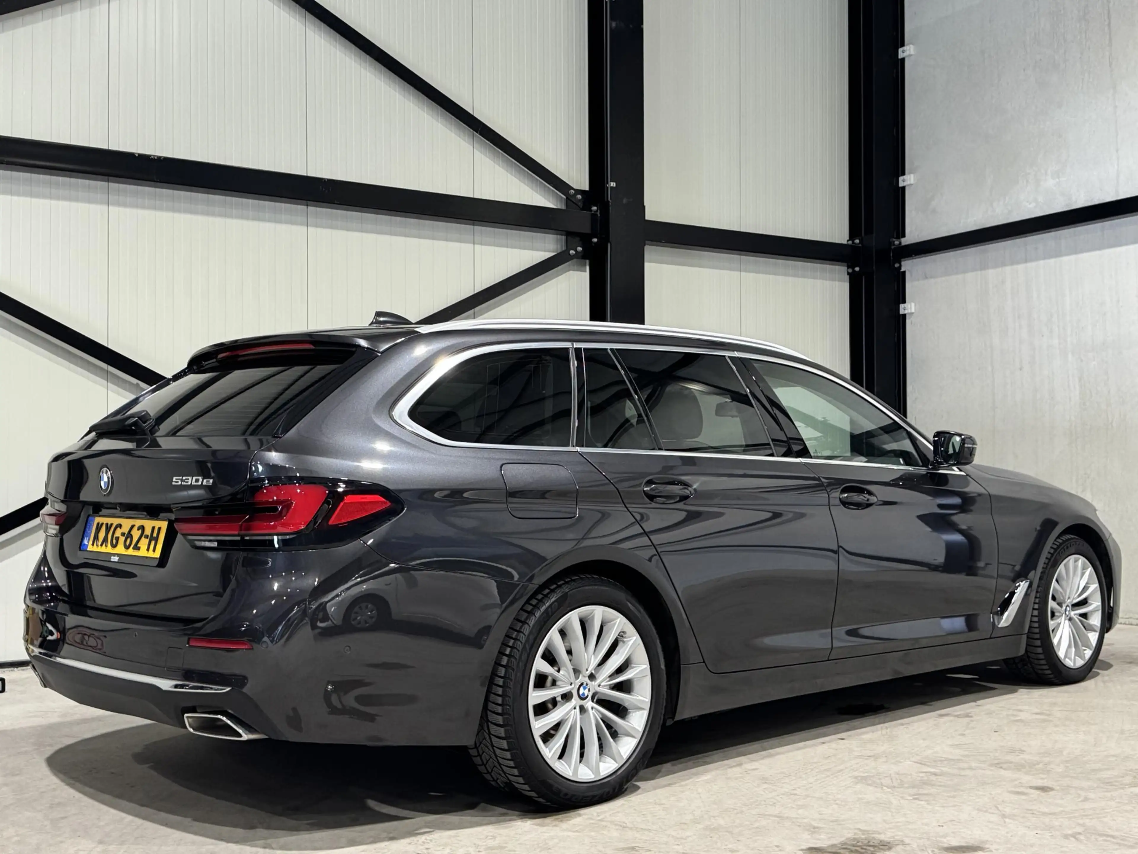 BMW 530 5-serie Touring 530e Luxury | navi | leder | led | — photo 2