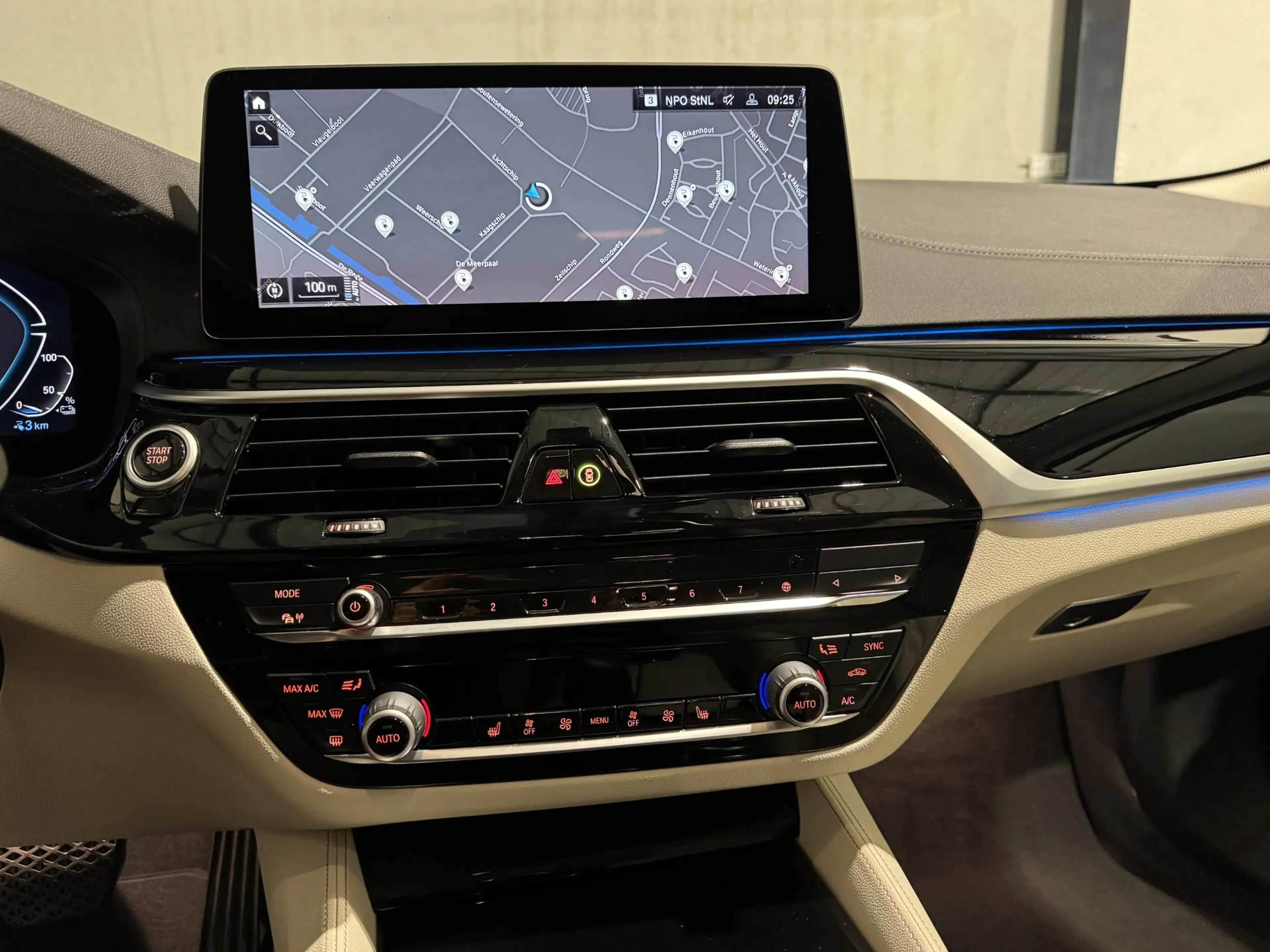 BMW 530 5-serie Touring 530e Luxury | navi | leder | led | — photo 12