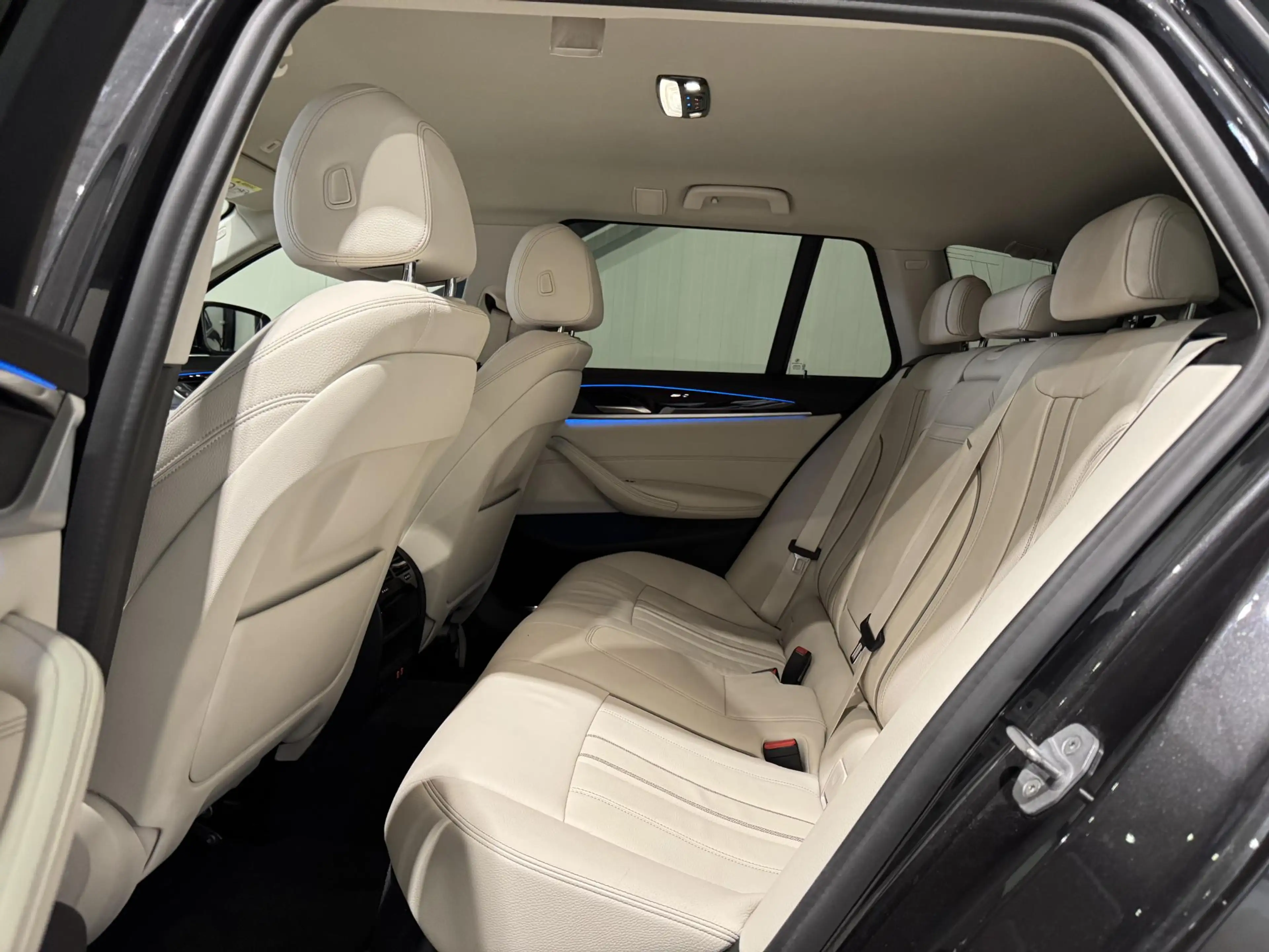 BMW 530 5-serie Touring 530e Luxury | navi | leder | led | — photo 8