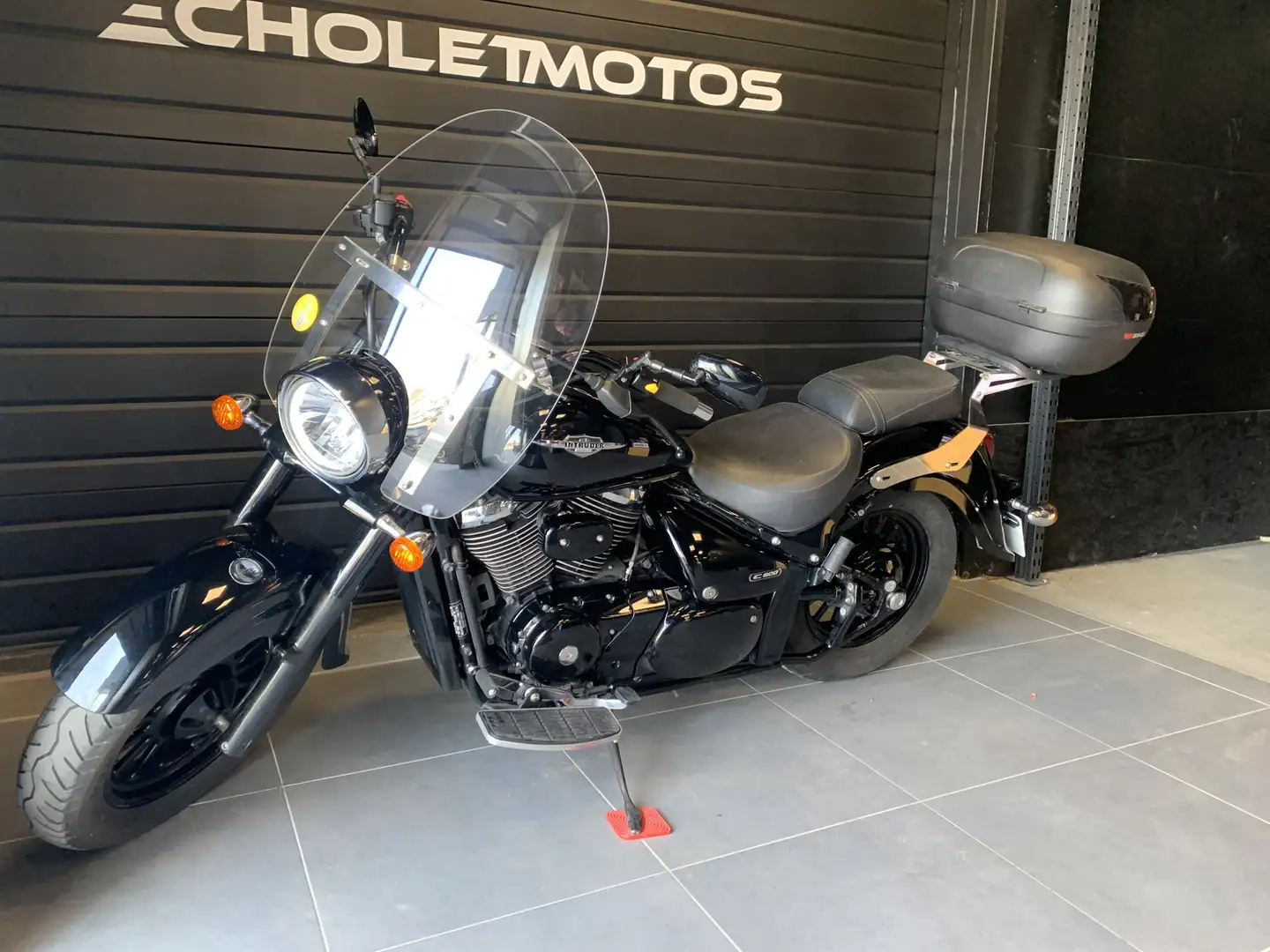 Suzuki Intruder C Negru - 2