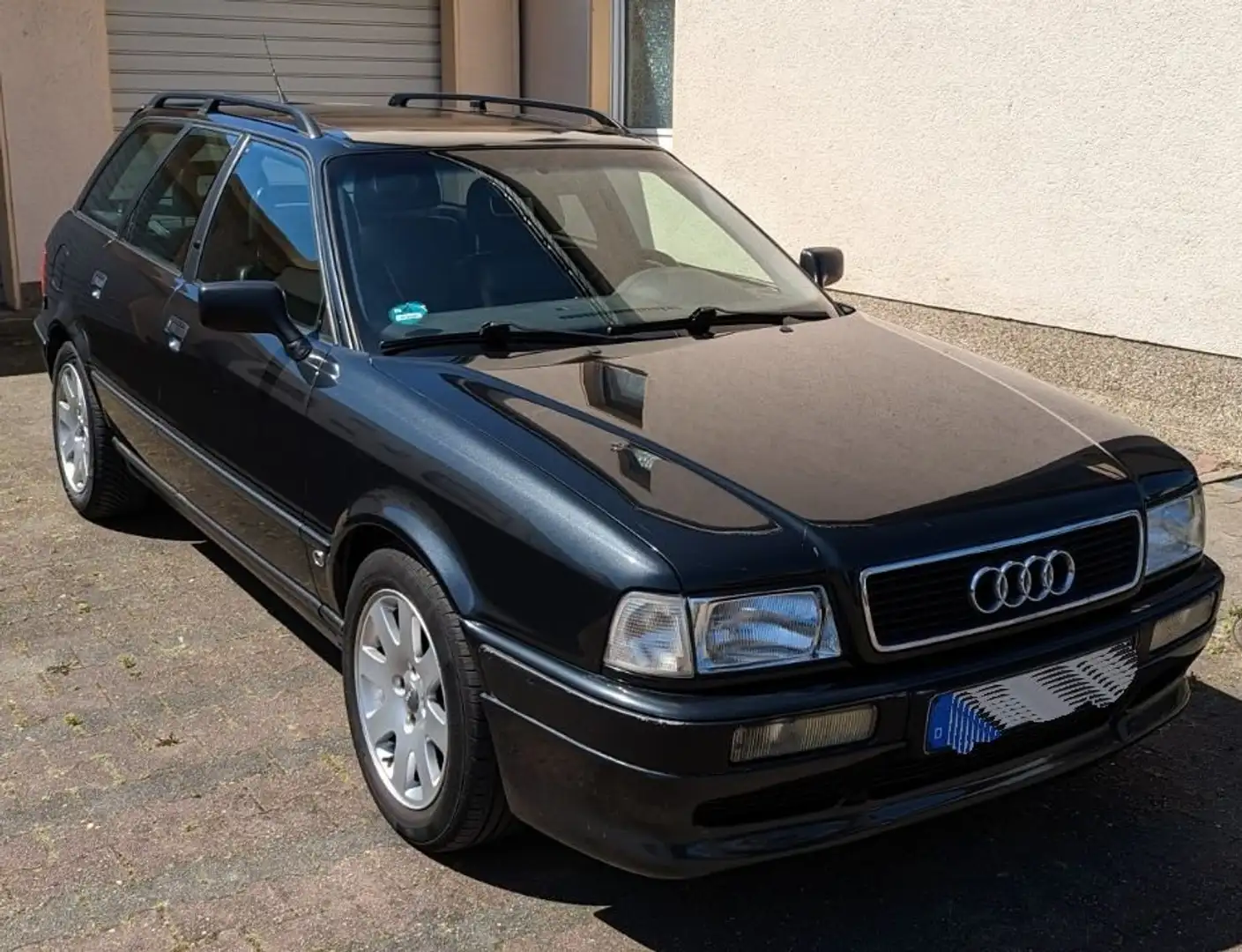 Audi 80 80 Avant 2.0 E Schwarz - 1