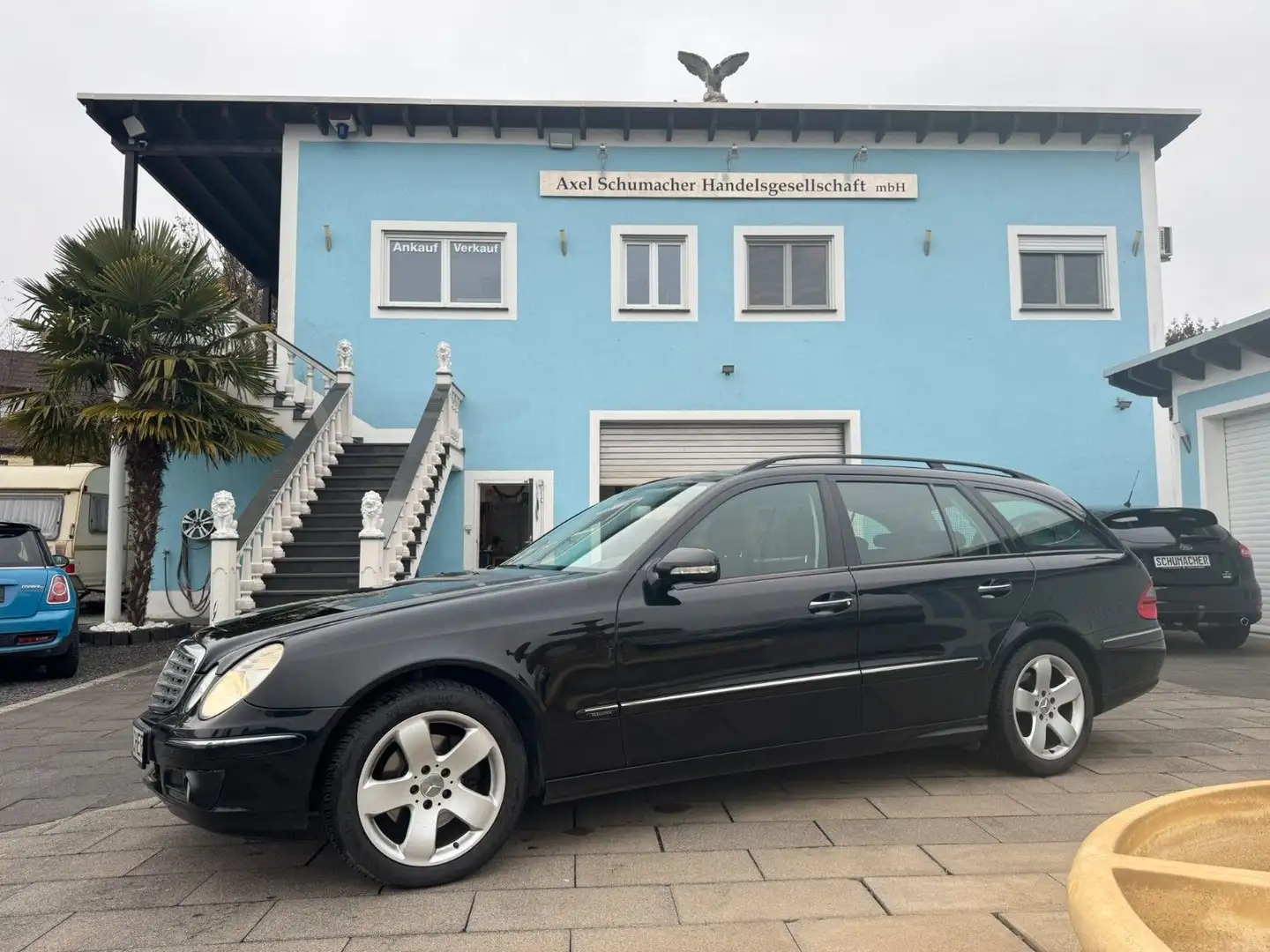 Mercedes-Benz E 350 E350T 4Matic Elegance, AHK, Airmaic, Stoff Schwarz - 1