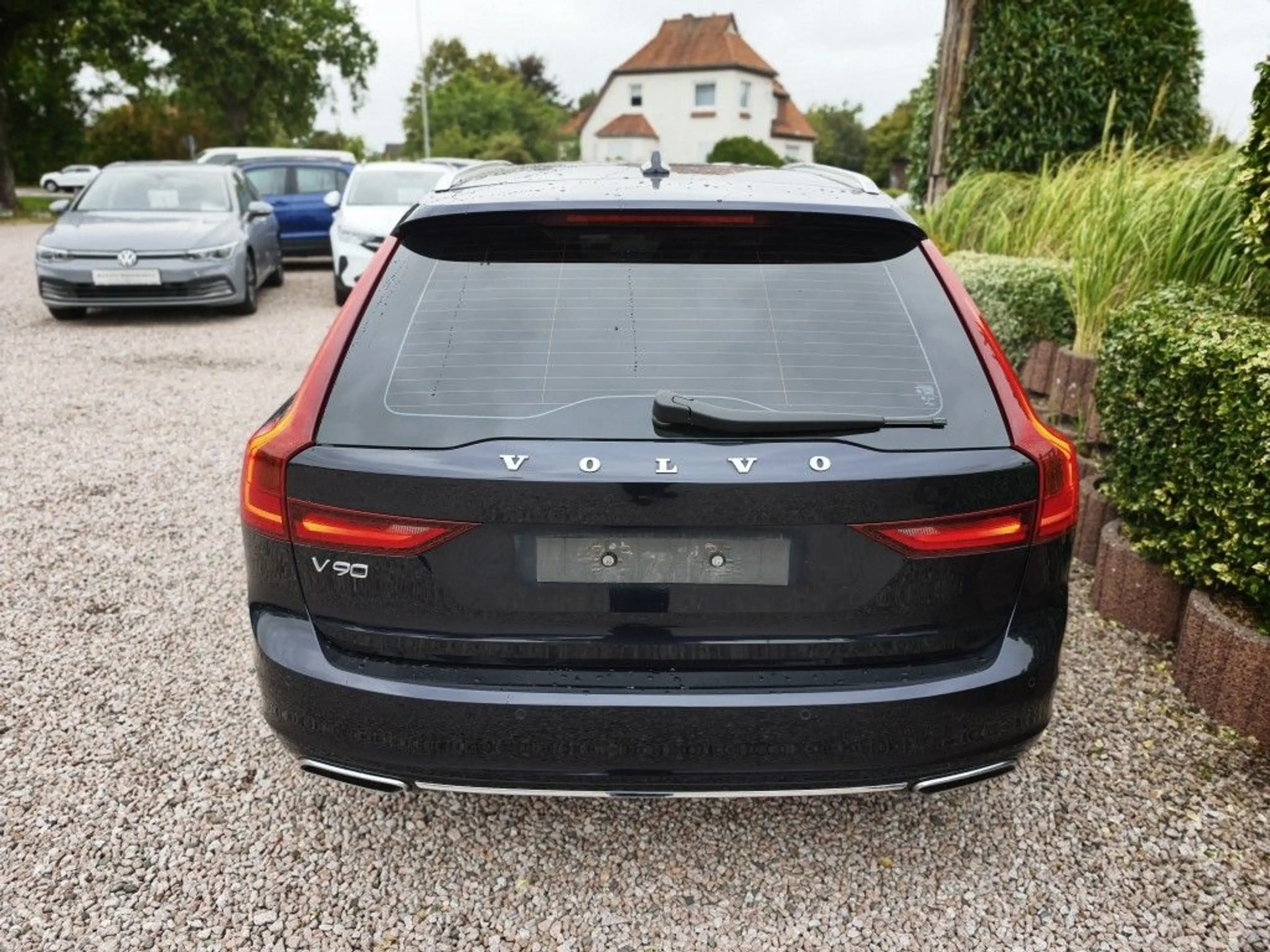 Volvo V90 D4 Geartronic Inscription *Leder,Navi,SHZ,Pano* — photo 4