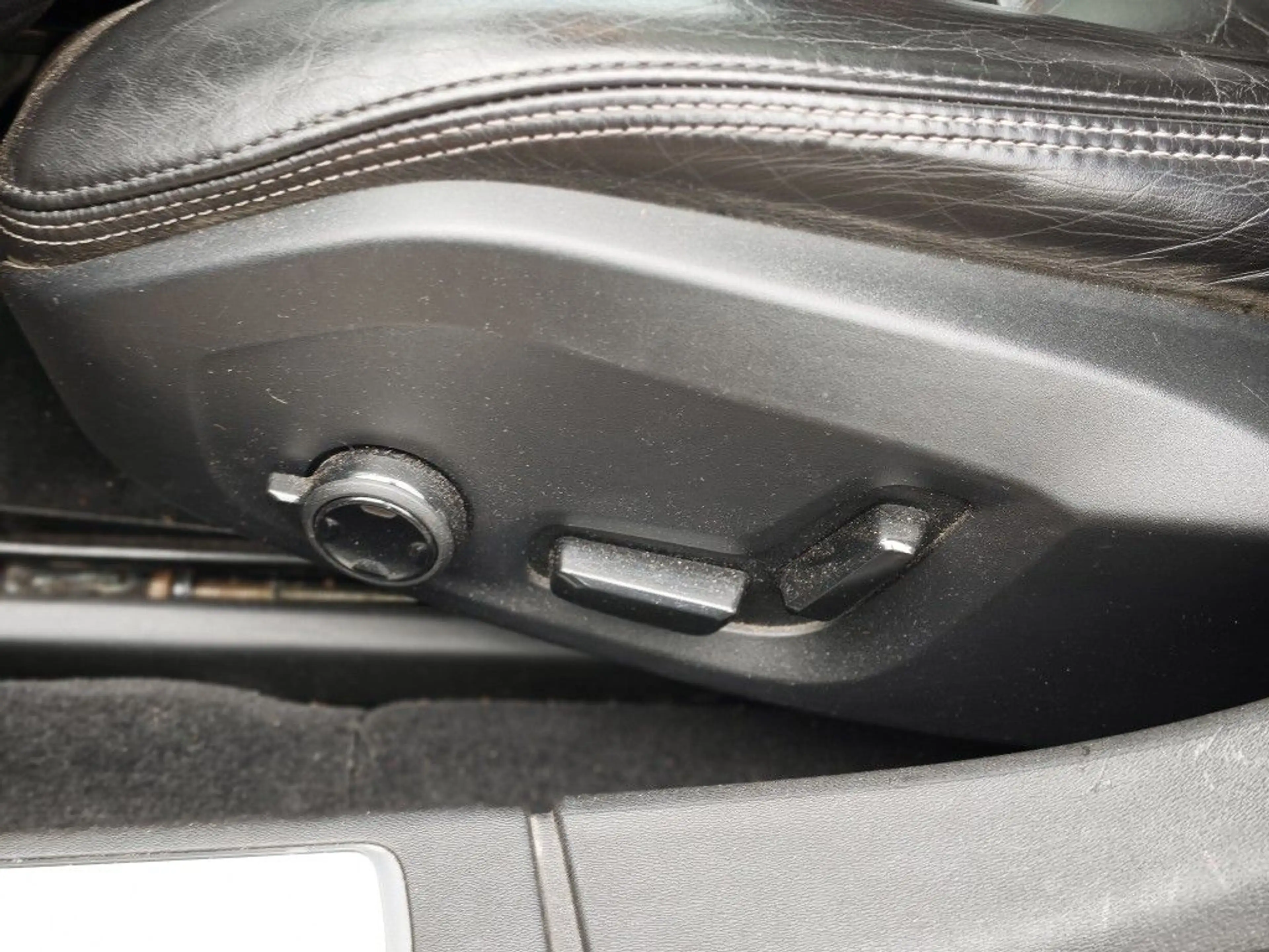 Volvo V90 D4 Geartronic Inscription *Leder,Navi,SHZ,Pano* — photo 15