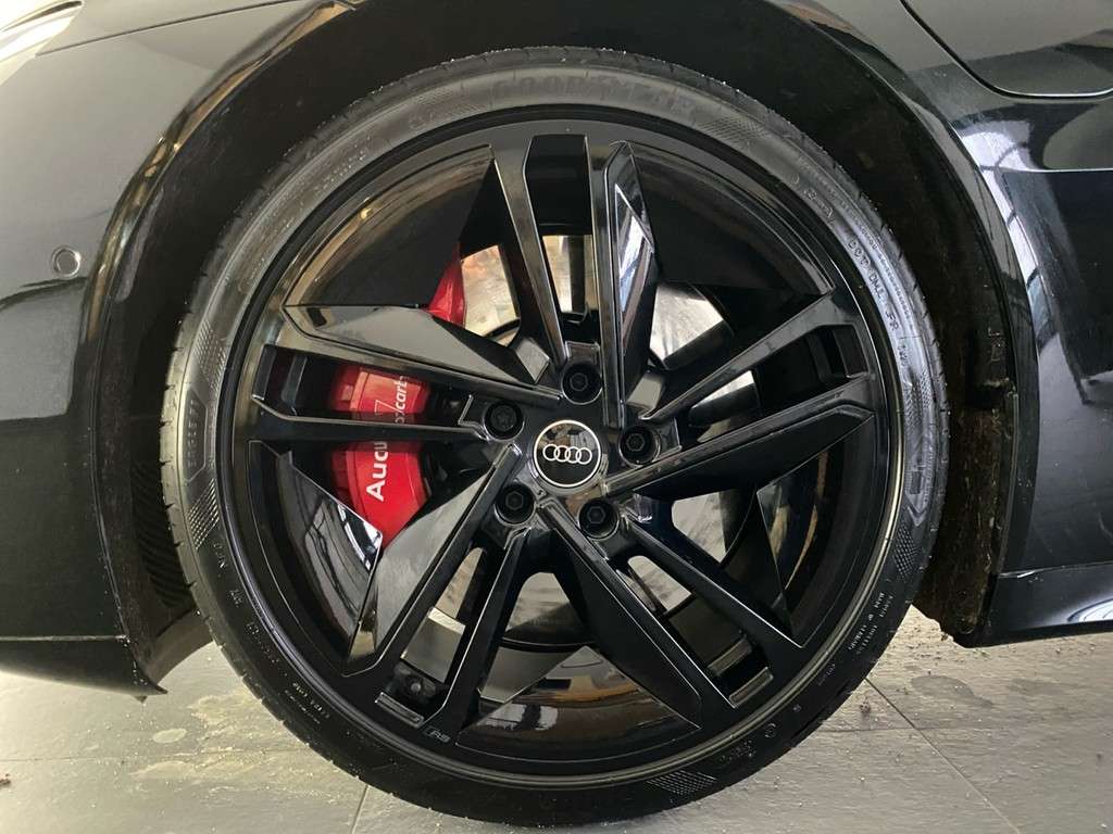 Audi e-tron GT RS