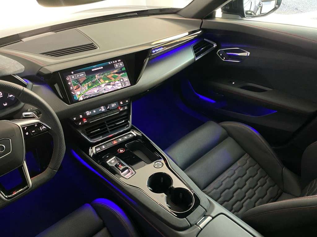 Audi e-tron GT RS