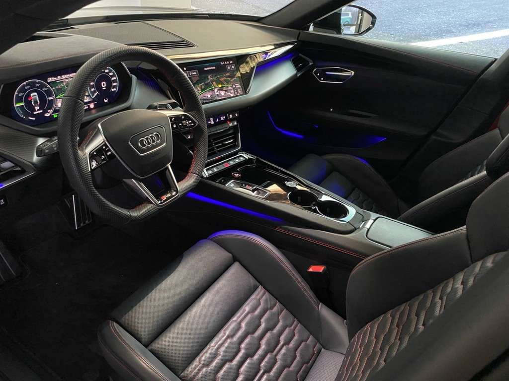Audi e-tron GT RS