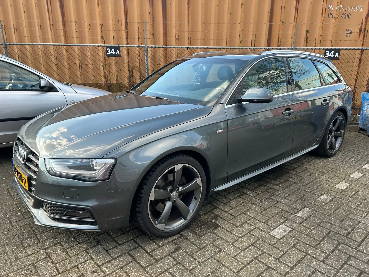 Audi A6 allroad A4 1.8 TFSI S Edition Grijs - 1