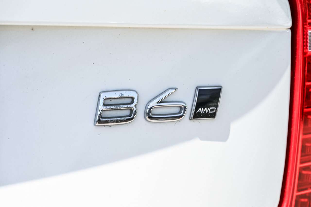 2023 Volvo XC90 B6 AWD Core - Base Climate Package / Ensemble Clim thumb 9