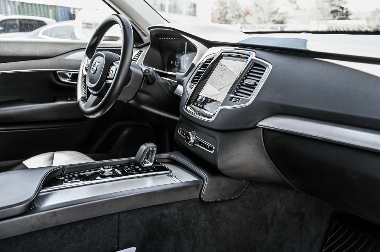 2023 Volvo XC90 B6 AWD Core - Base Climate Package / Ensemble Clim thumb 27
