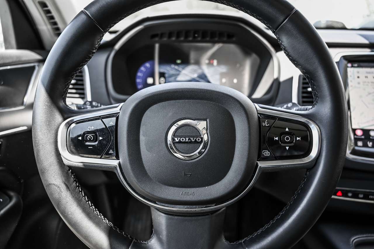 2023 Volvo XC90 B6 AWD Core - Base Climate Package / Ensemble Clim thumb 14