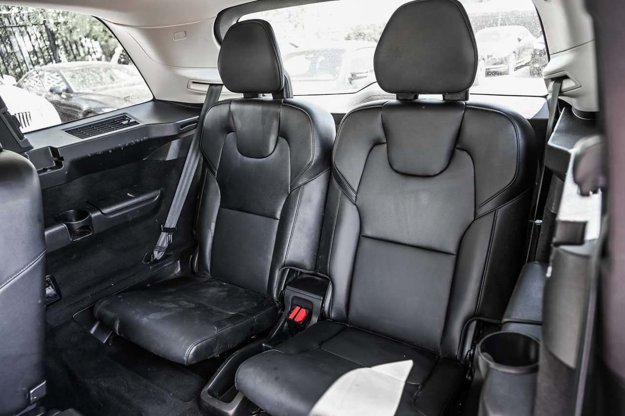 2023 Volvo XC90 B6 AWD Core - Base Climate Package / Ensemble Clim thumb 10