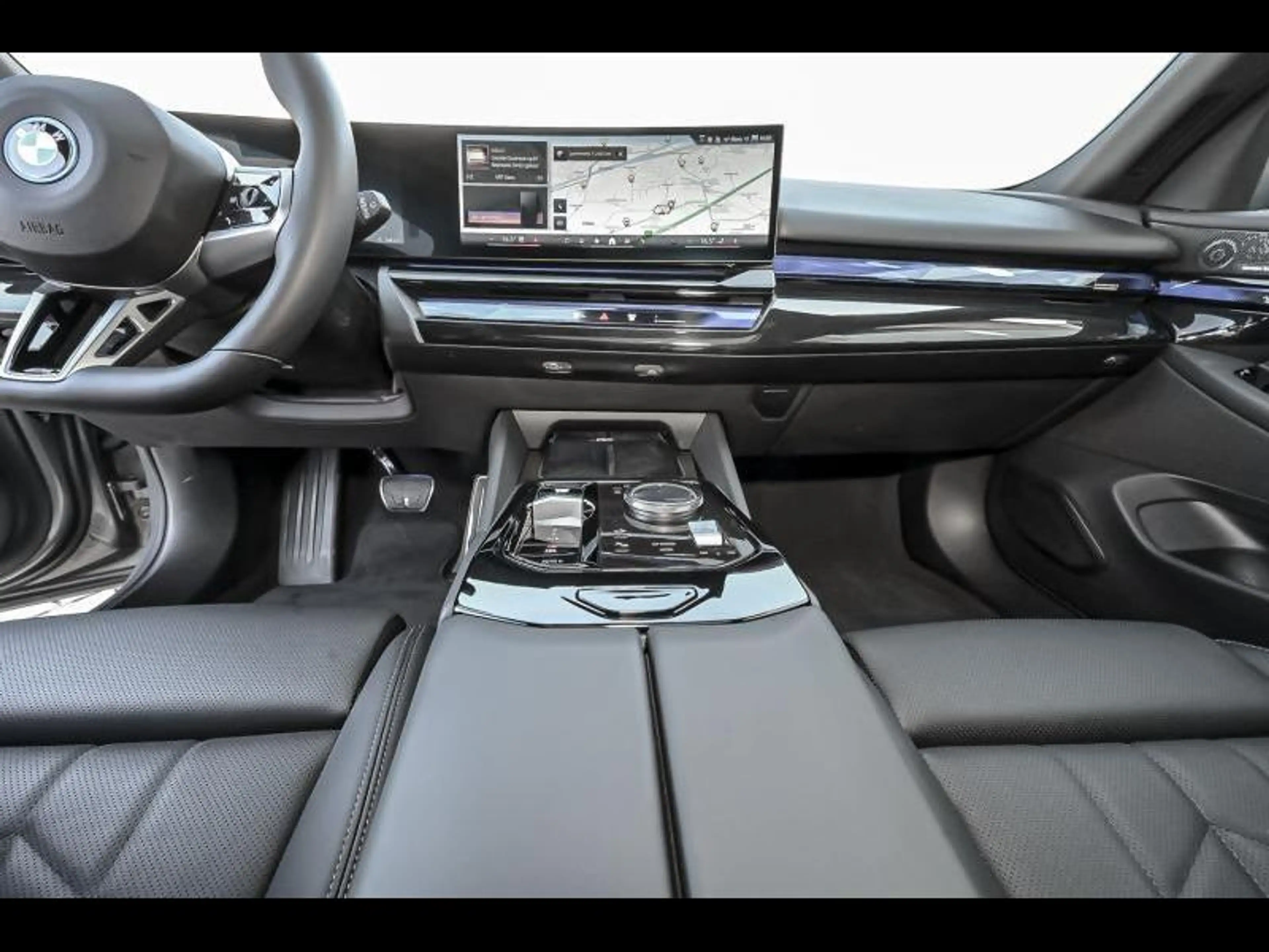 BMW i5 i5 xDrive40 — photo 7