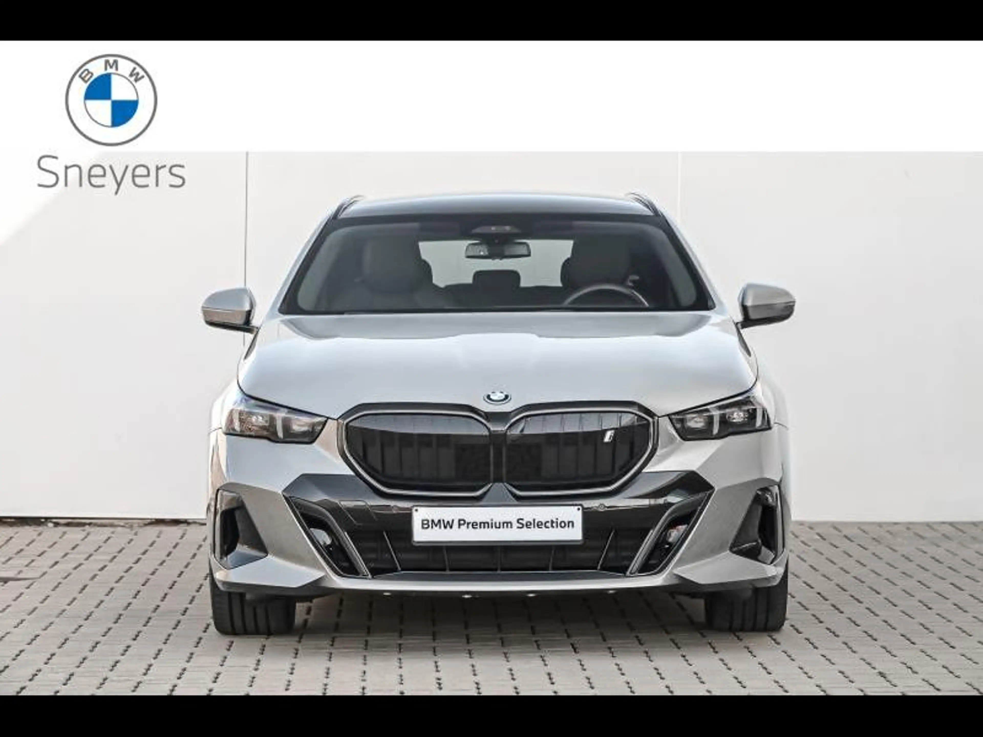 BMW i5 i5 xDrive40 — photo 2
