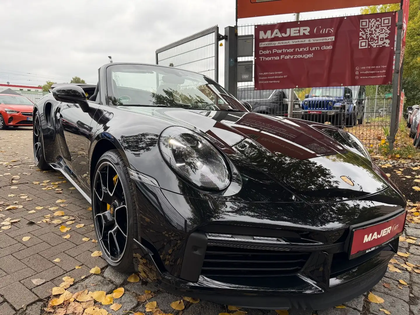 Porsche 992 911 Turbo S Cabriolet*BURMESTER*KERAMIK*LIFT*MEM Schwarz - 1