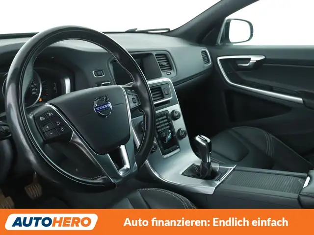 Volvo V60 view 11