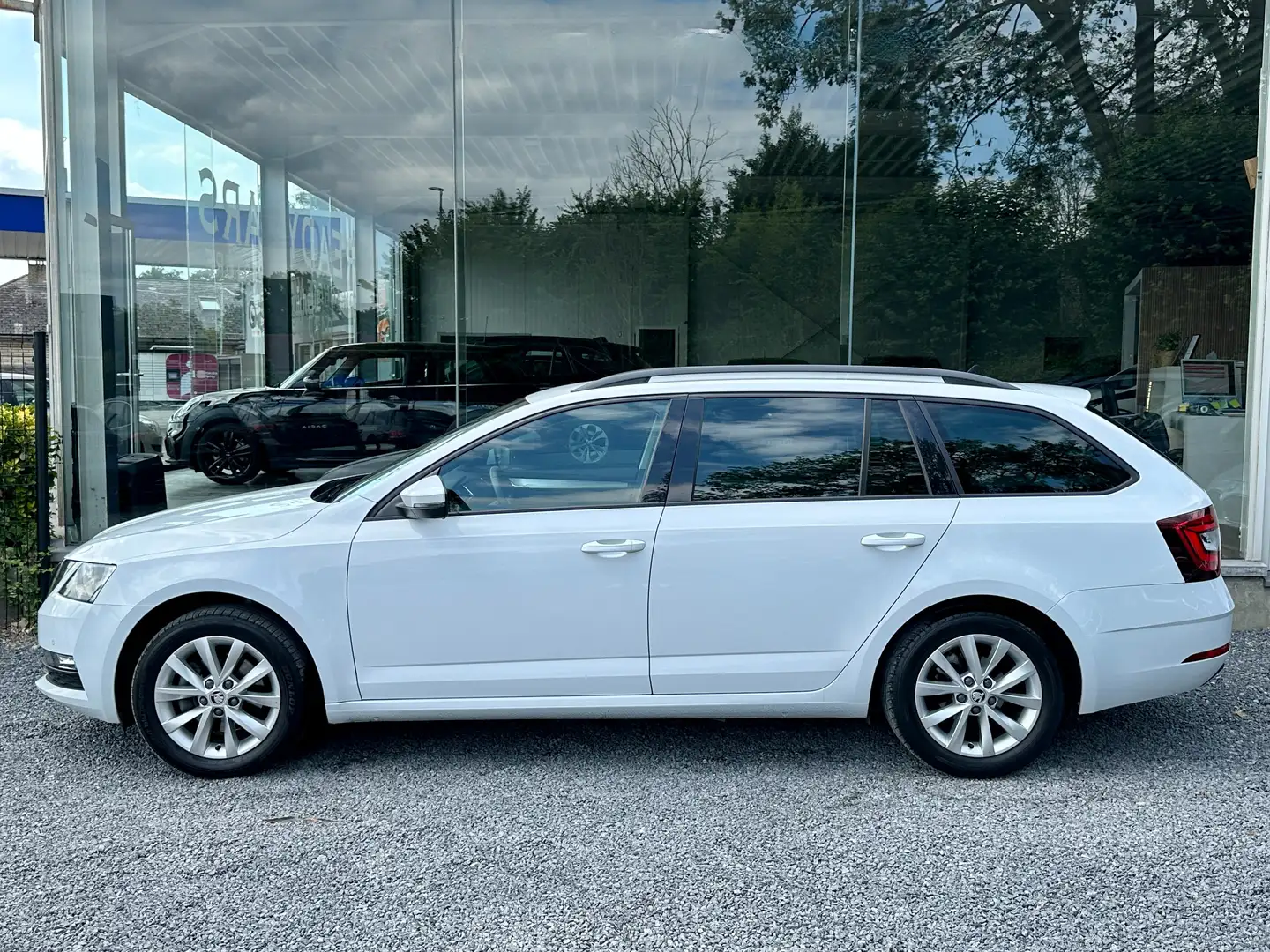 Skoda Octavia 1.0TSI Ambition*BREAK*1ER MAIN*AUTOMATIQUE*GARNTIE - 2