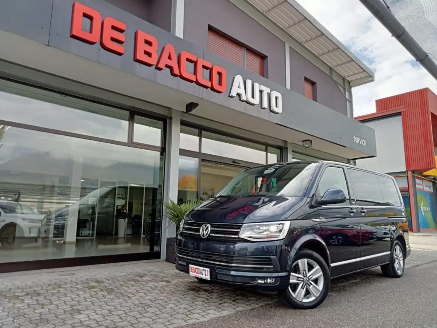 Volkswagen Multivan 2.0 TDI 204CV DSG 4Motion BULLI 5 POSTI Bleu - 1