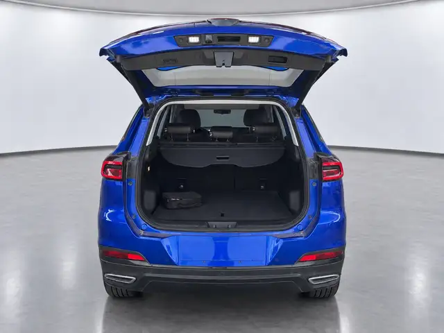 DR Automobiles DR6 view 6
