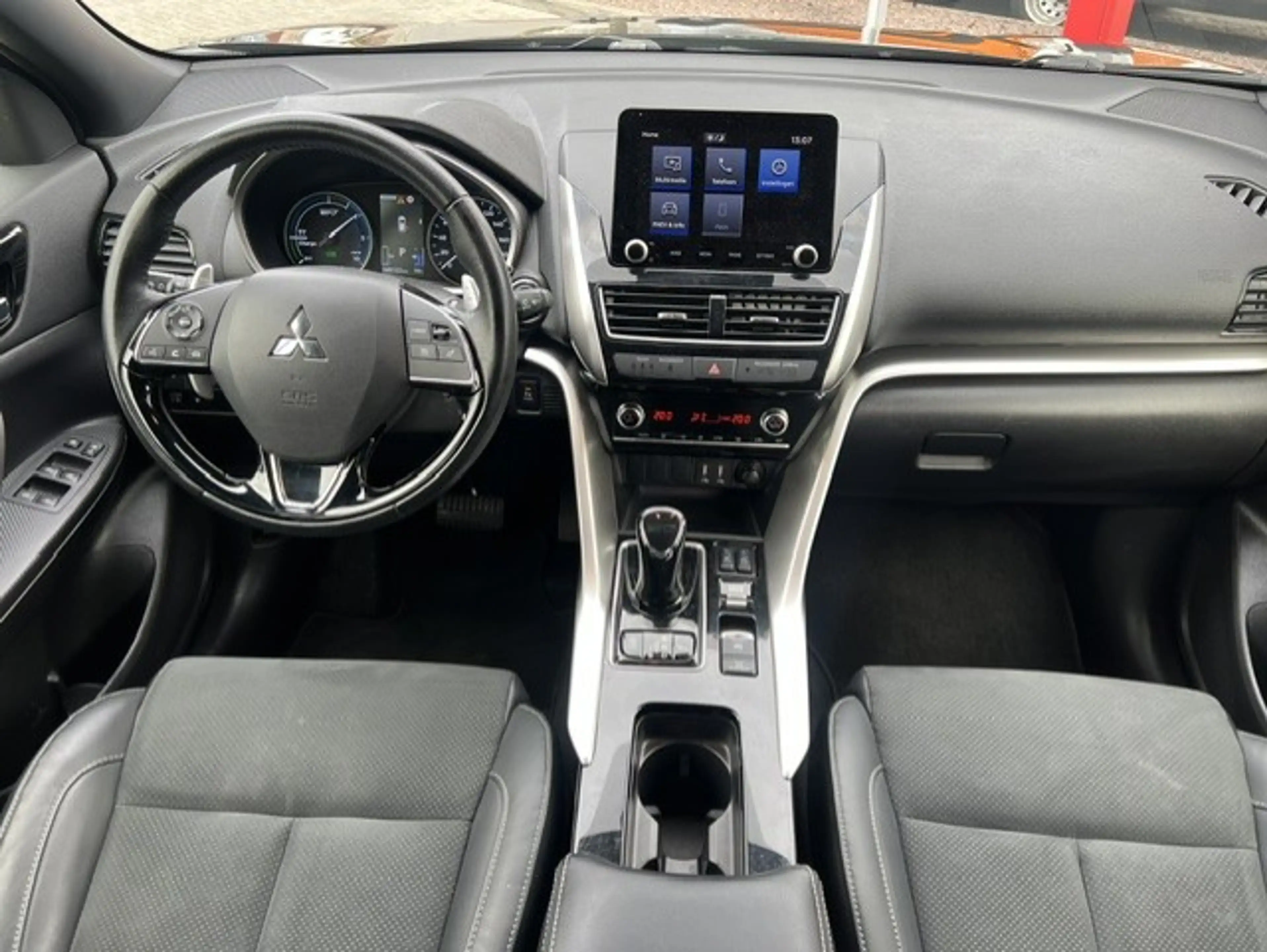 Mitsubishi Eclipse Cross Eclipse Cross PHEV 4WD 49.000km 2023 — photo 8