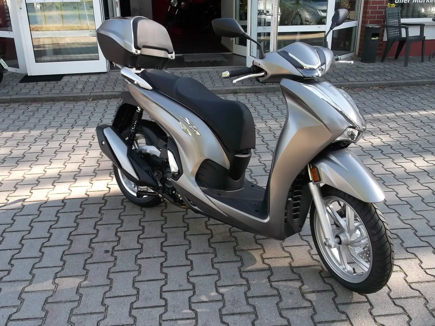 Honda SH 350i auch SH150 vorrätig Silber - 1