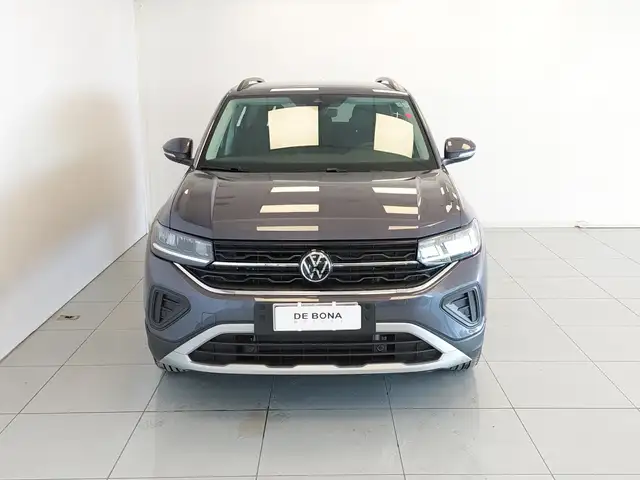 Volkswagen T-Cross view 2