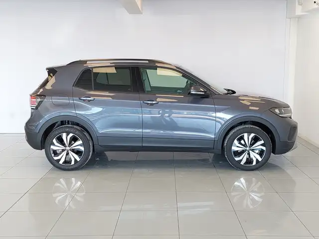 Volkswagen T-Cross view 6