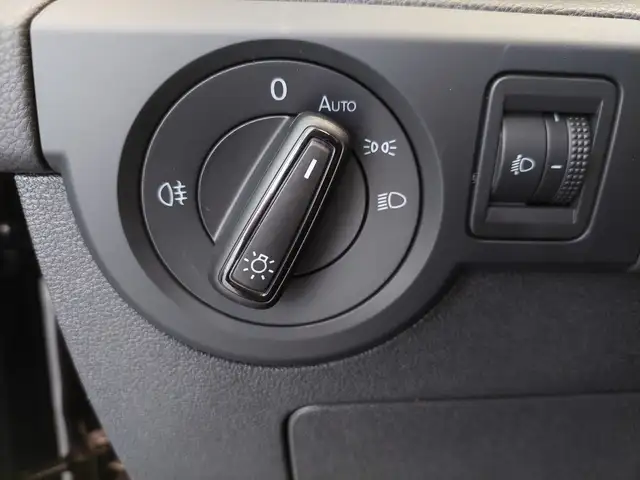 Volkswagen T-Cross view 14