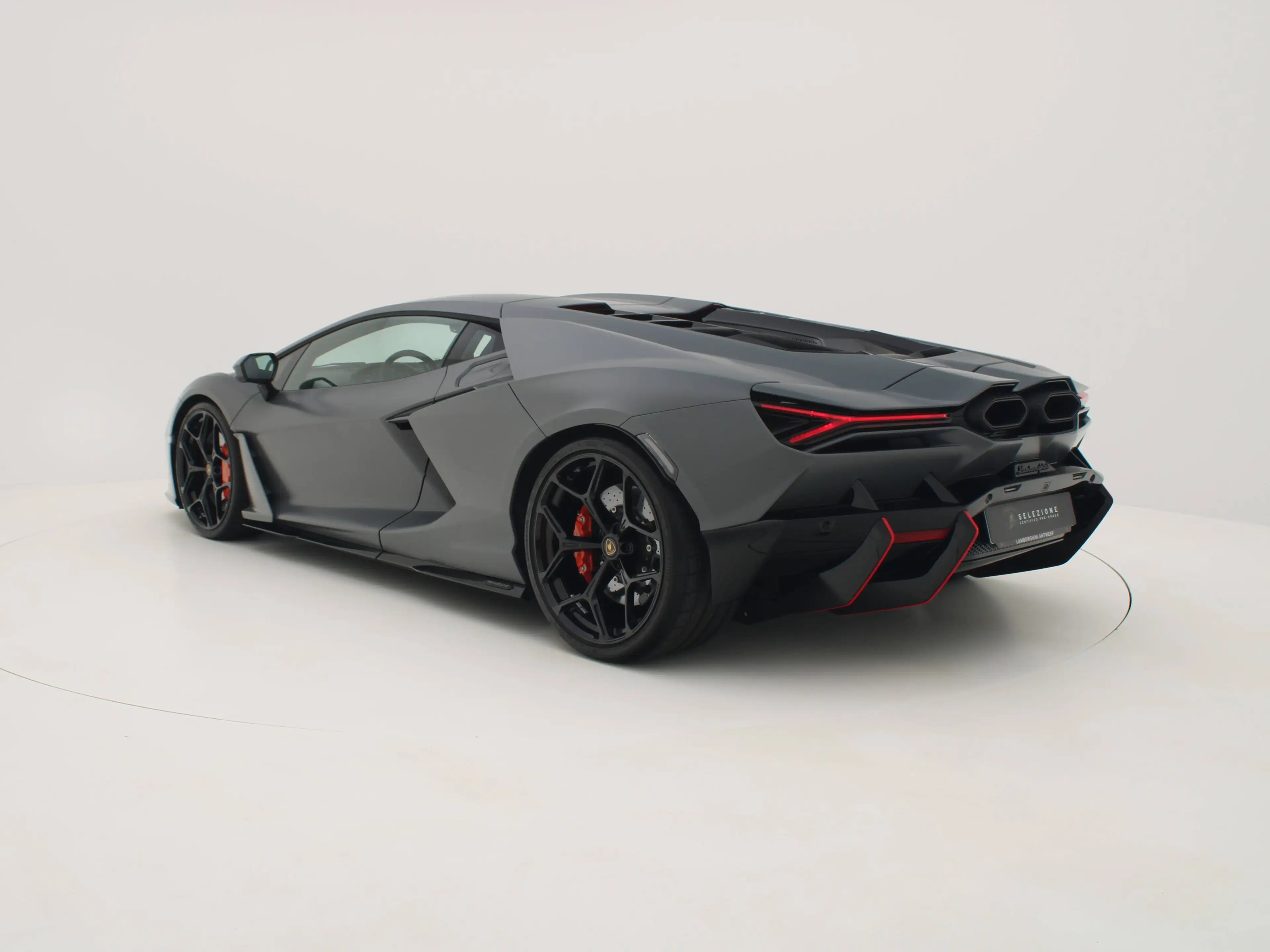 Lamborghini Revuelto Revuelto PHEV 6.5i V12 - Ad Personam Grigio Vulcano Matte — photo 7