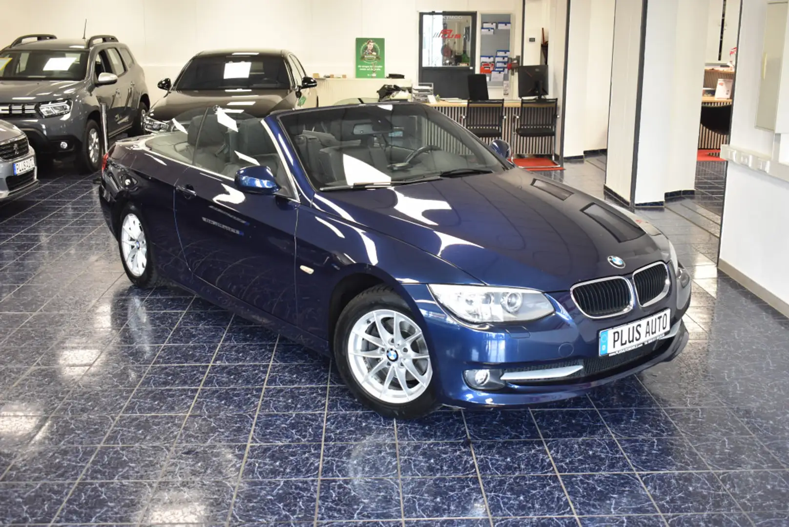 BMW 318 i Cabrio Xenon Klimaaut Leder Temp PDC Azul - 1