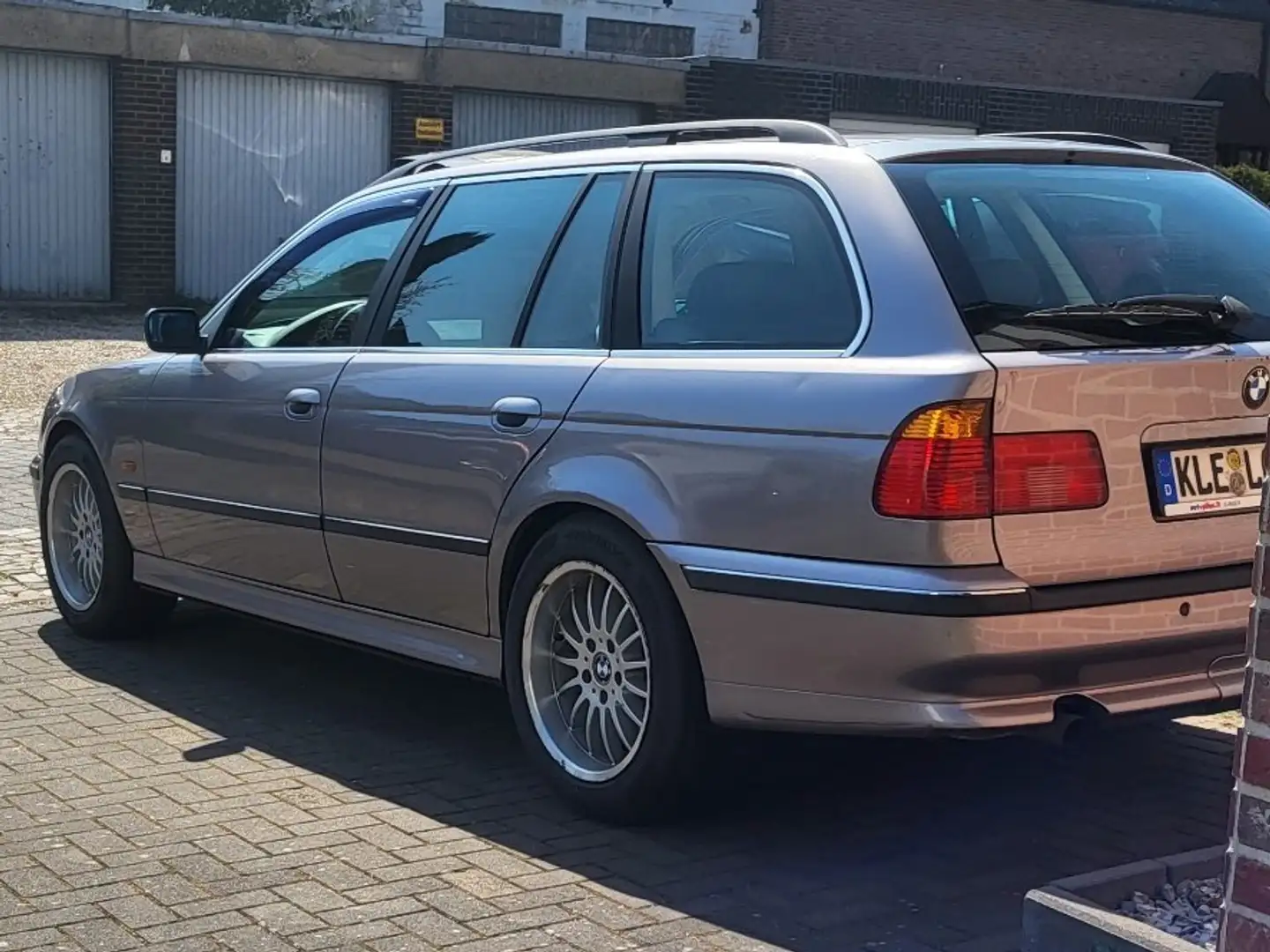 BMW 523 523i touring - 2