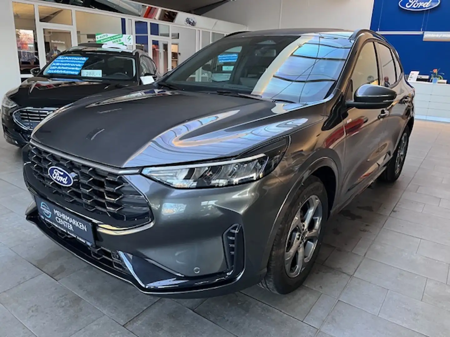 Ford Kuga 2.5 Duratec Hybrid FHEV St-Line X mit Winter-Paket Grau - 1