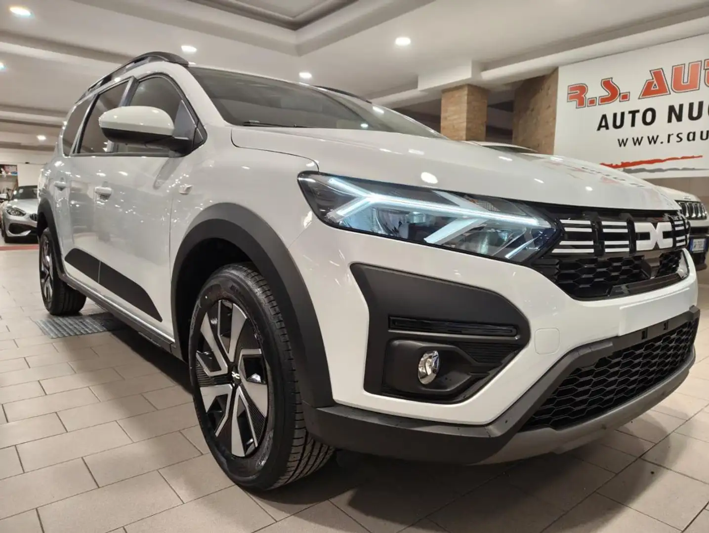 Dacia Jogger 1.0 TCe GPL 100CV 5 posti Expression Bianco - 2