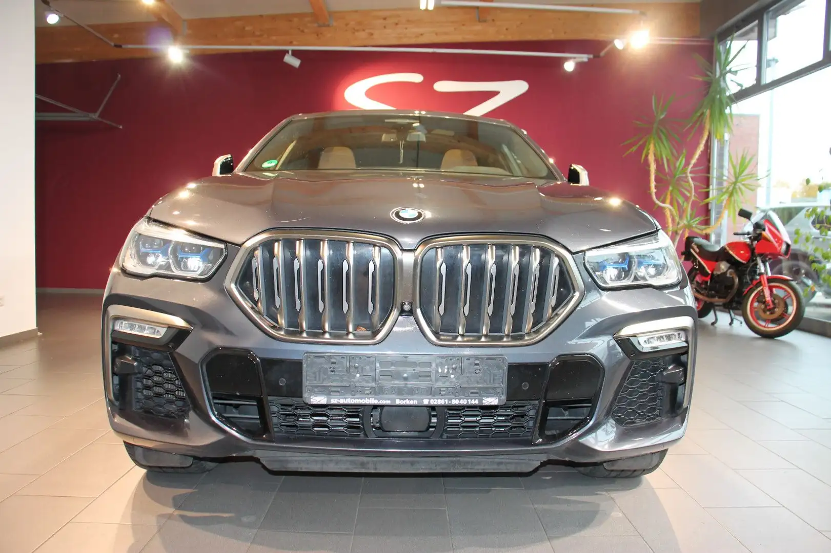 BMW X6 M d M Sport Pano Laser ACC Navi Gris - 2