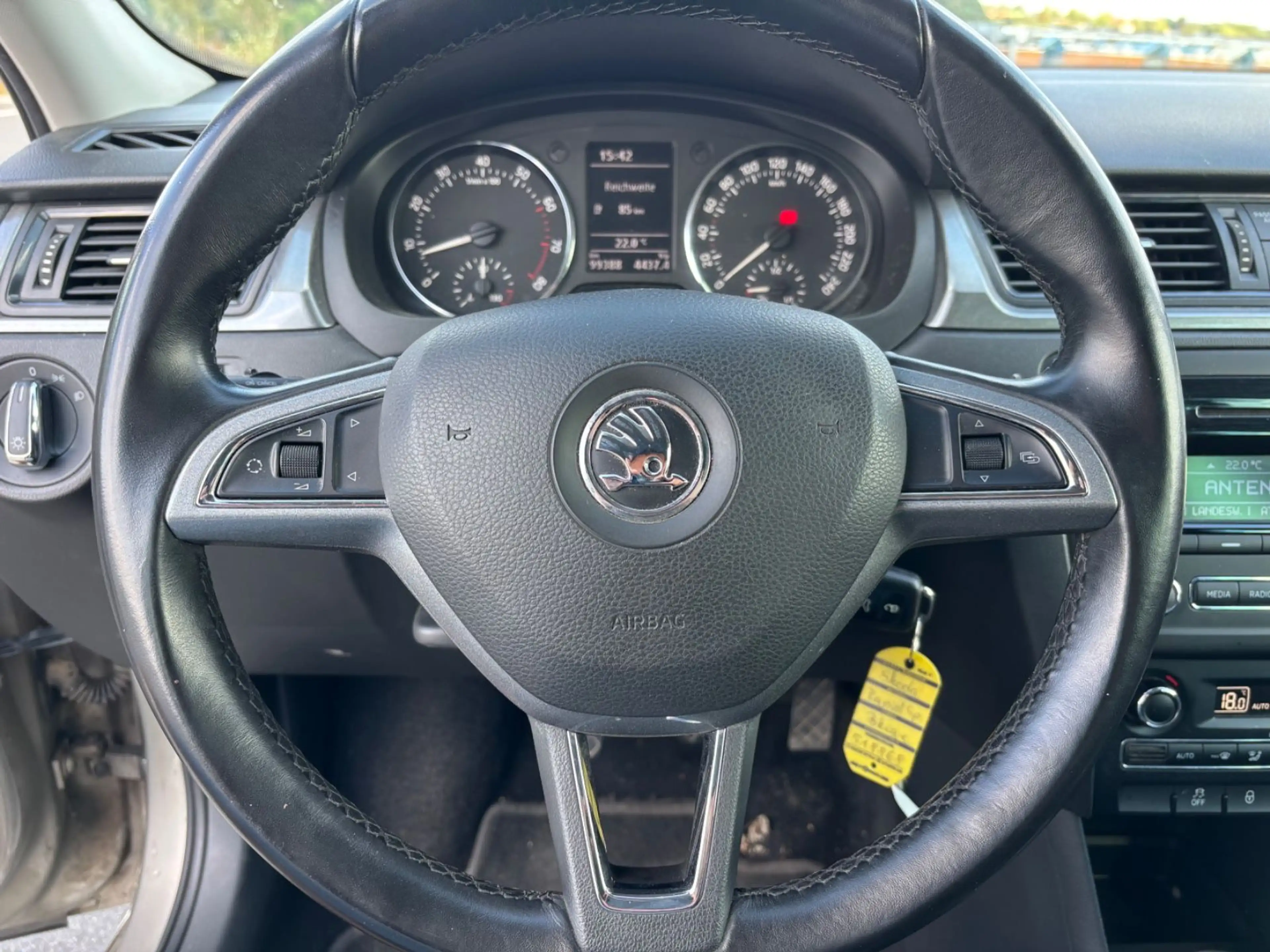 Skoda Rapid/Spaceback 1.2 TSI Spaceback Ambition TÜV neu — photo 15