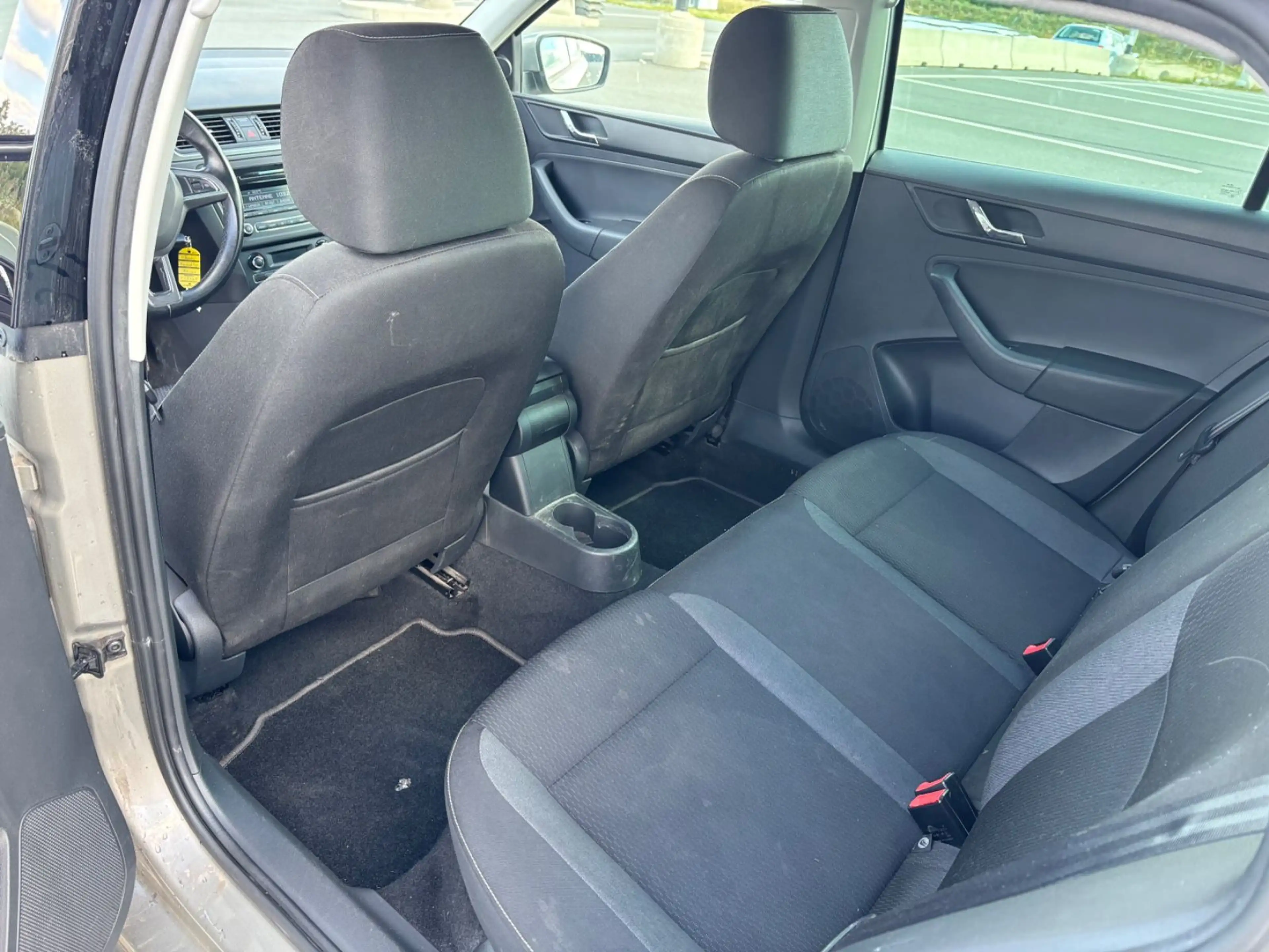 Skoda Rapid/Spaceback 1.2 TSI Spaceback Ambition TÜV neu — photo 10