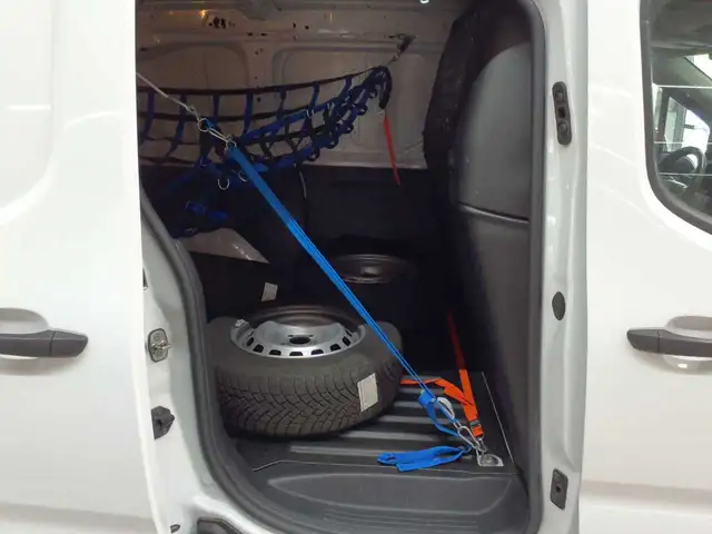 Opel Combo view 9